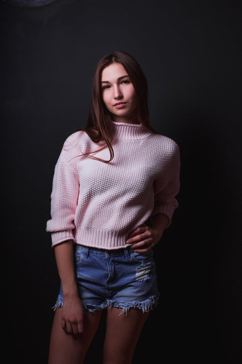 Womens light pink knitted long sleeved sweater