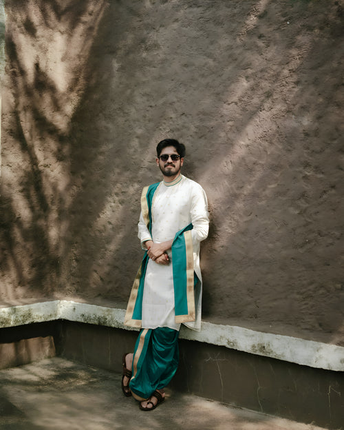 Traditional Dhoti Kurta with Stole