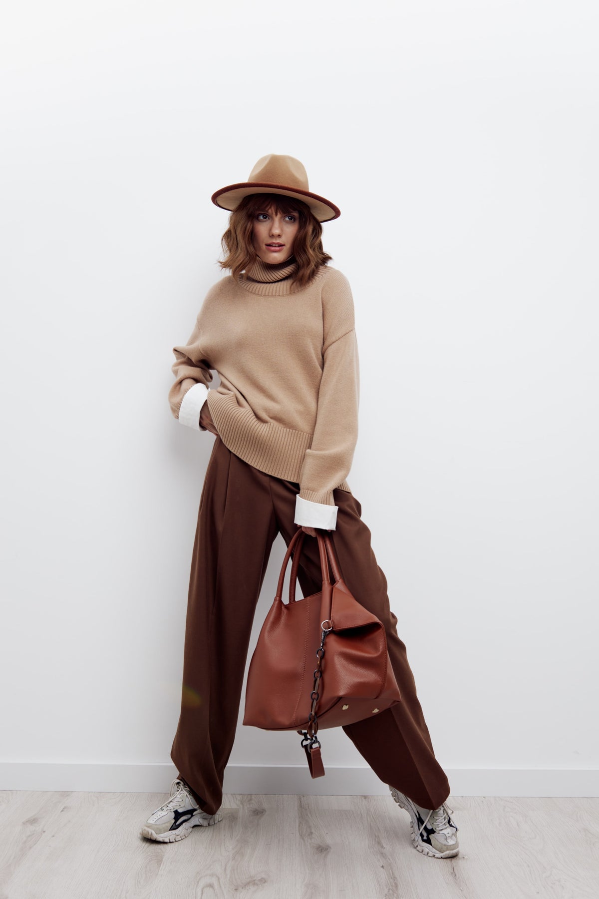 Wide-Leg Tailored Pants