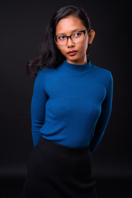 Womens long sleeved ribbed turtleneck sweater
