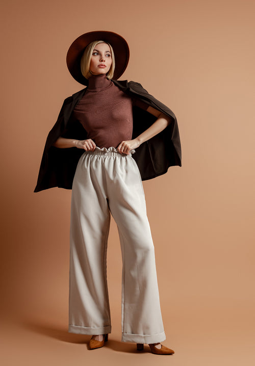 Elegant Wide-Leg Pants Outfit